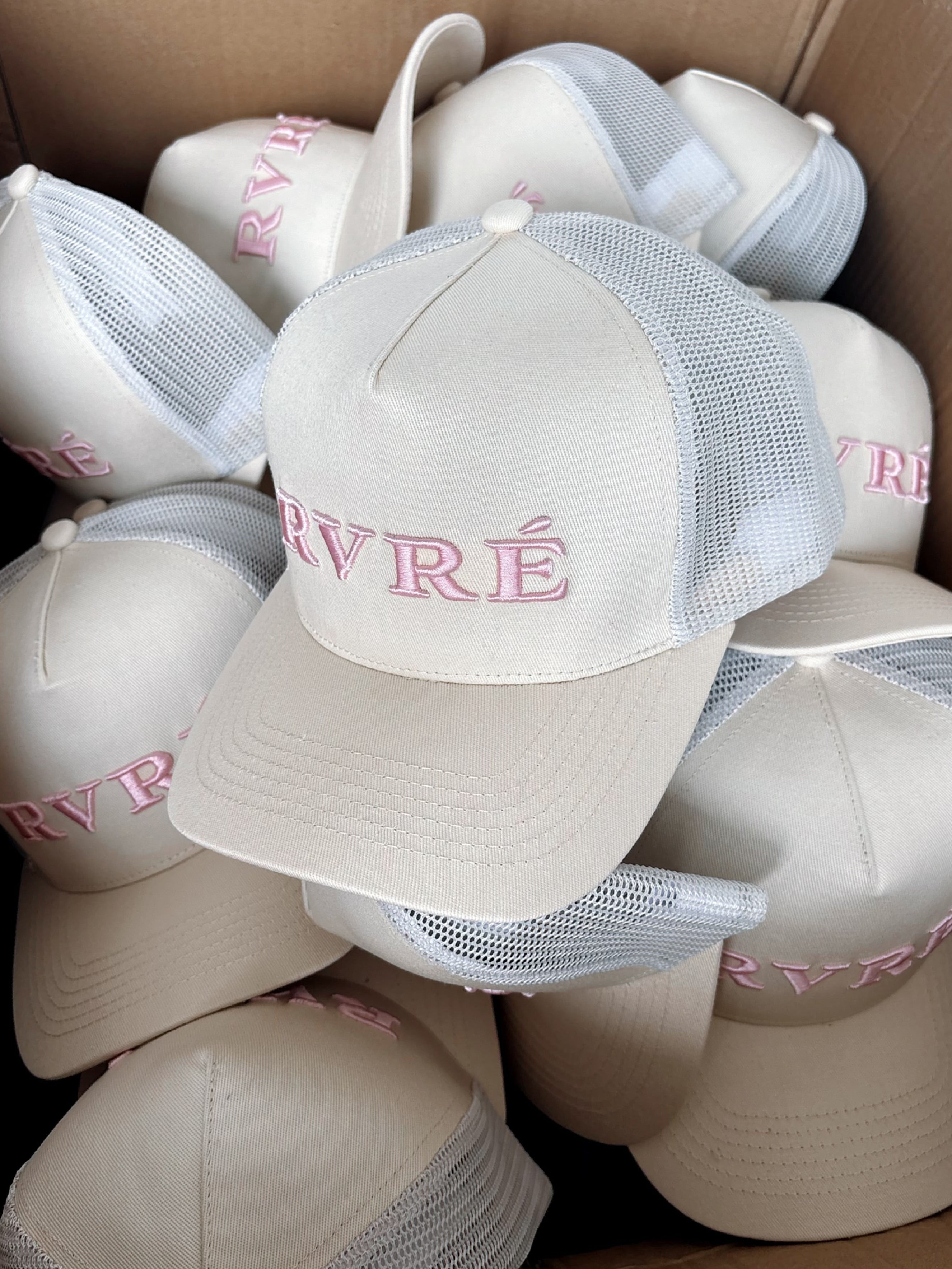 Unisex pink logo cap