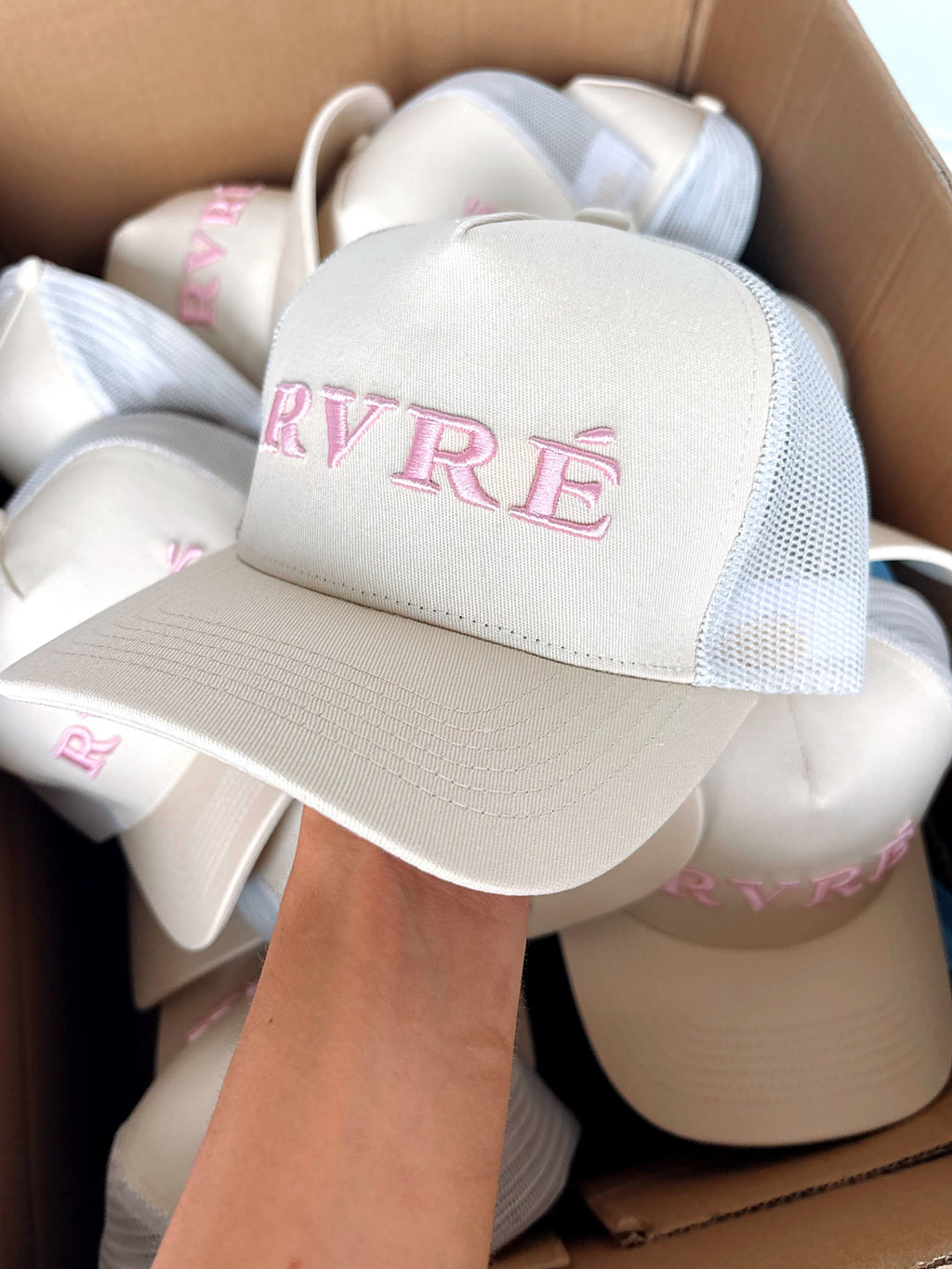 Unisex pink logo cap