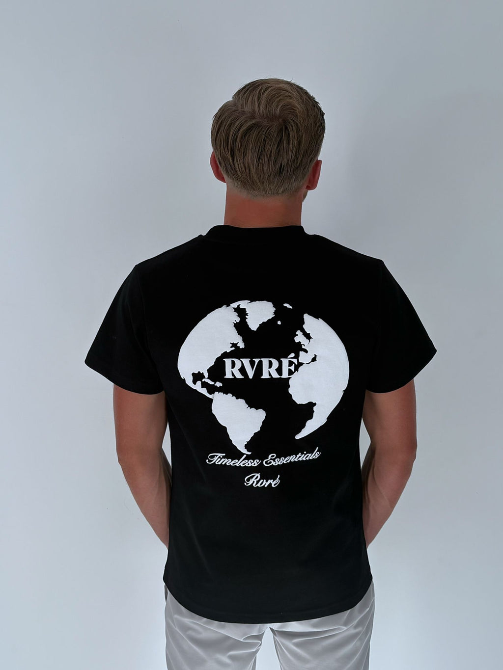 Black timeless T shirt