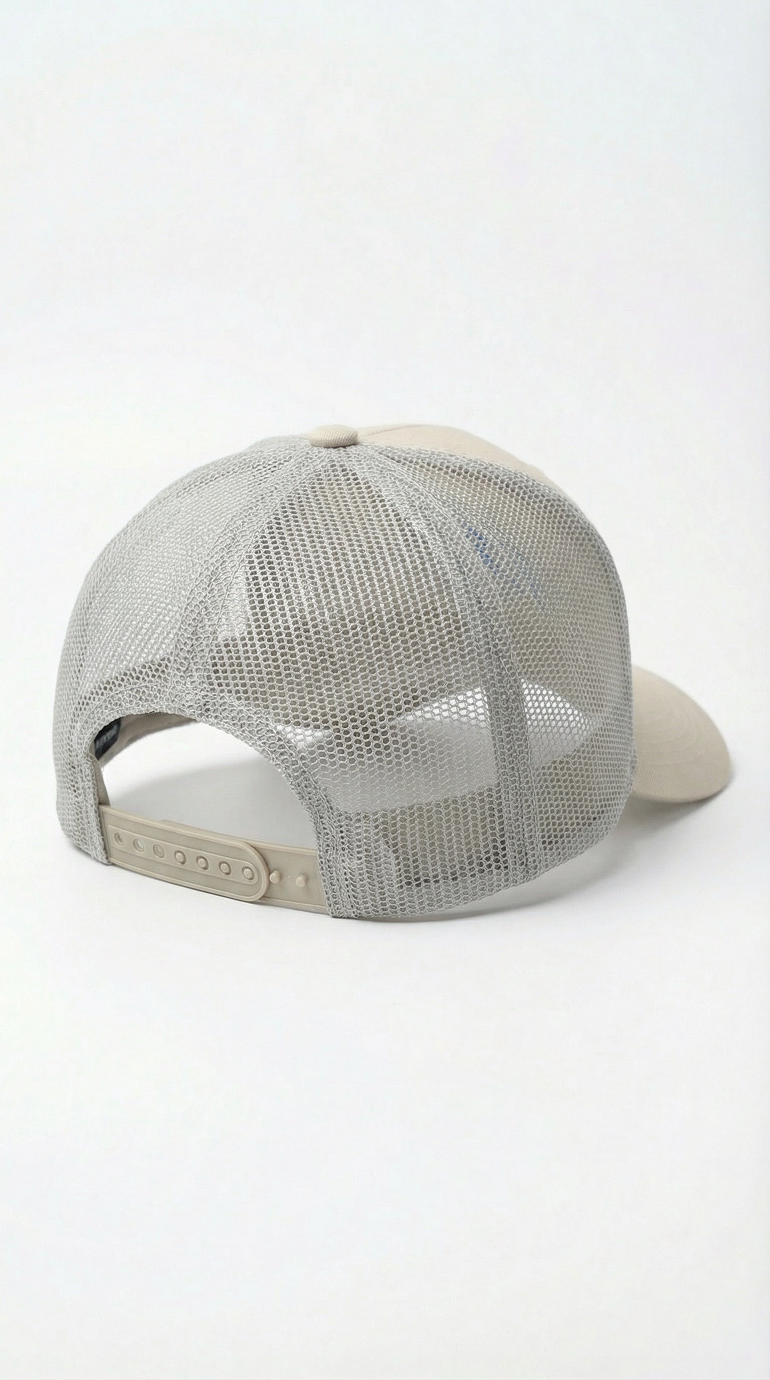 Stone logo cap